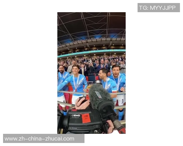 足球明星颁奖典礼全流程揭秘从入场到领奖的精彩瞬间